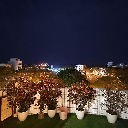 Отель Tainan Julie'S Garden 峰情文旅 Аньпин Экстерьер фото